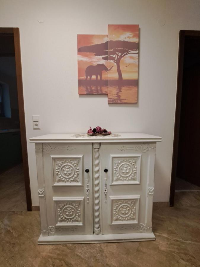 Schoene Wohnung Am Georgenberg ロイトリンゲン エクステリア 写真