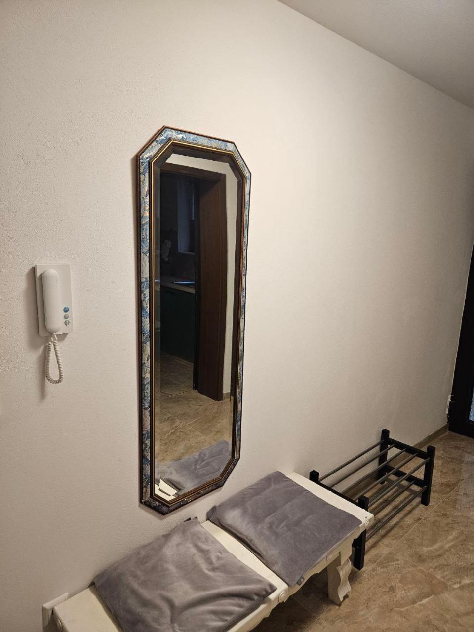 Schoene Wohnung Am Georgenberg ロイトリンゲン エクステリア 写真